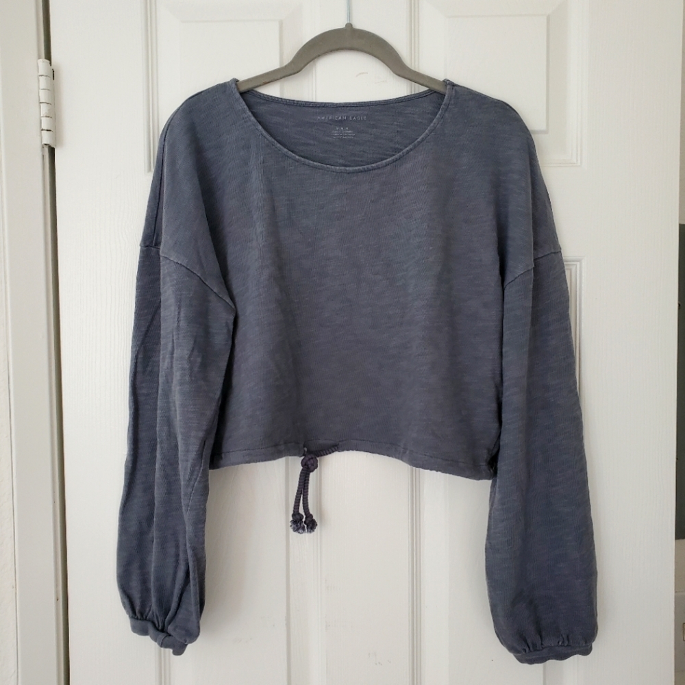 American Eagle cropped long sleeve top